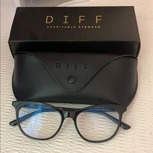 DIFF eyewear blue light glasses.